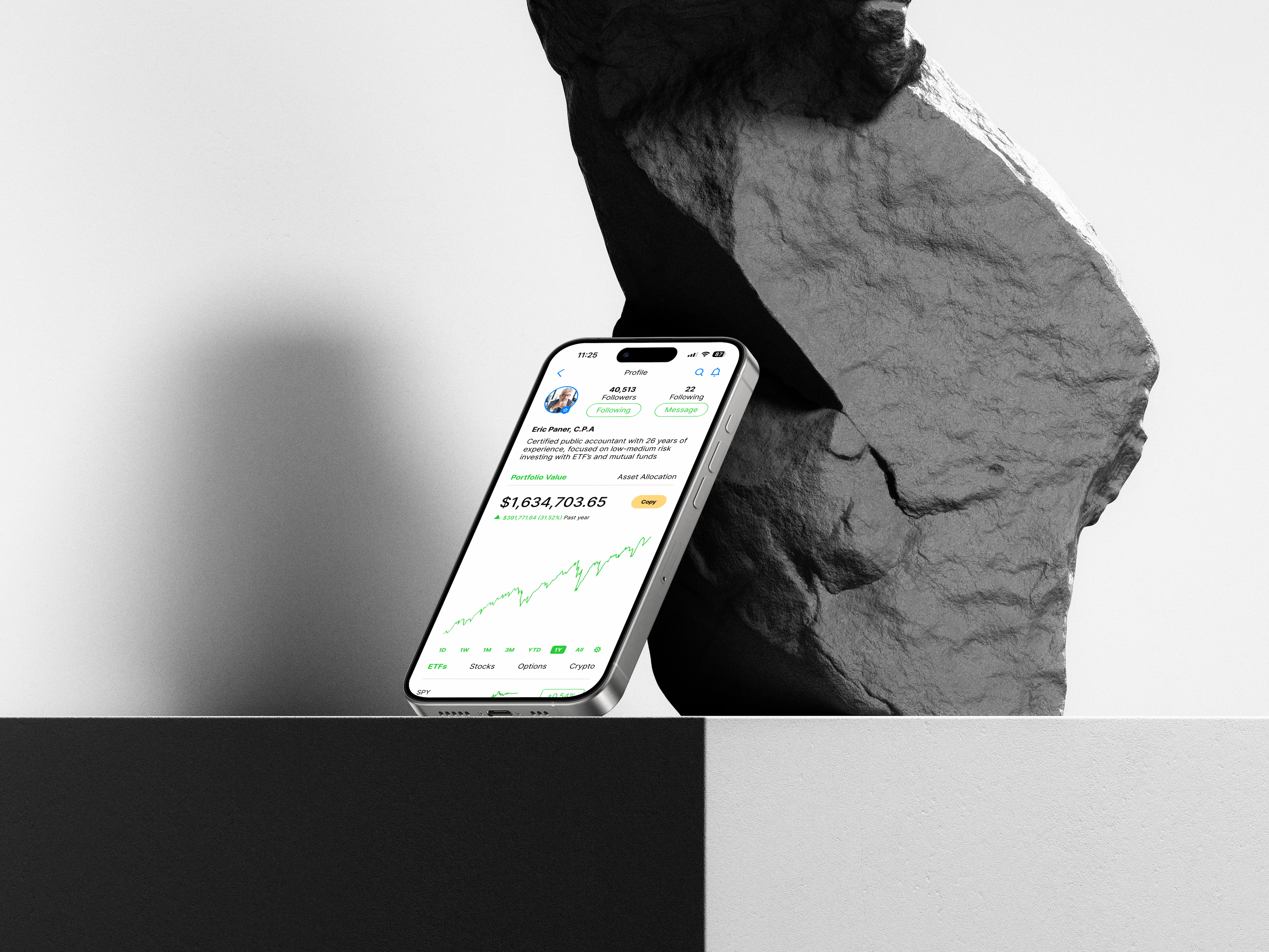 Robinhood Mirror iPhone mockup